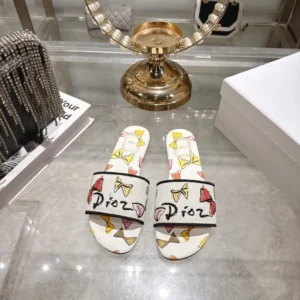 Dior  flat shoes