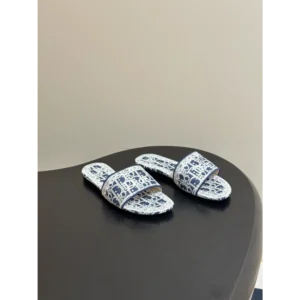 Dior  flat shoes