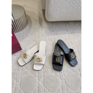 Gucci  flat shoes
