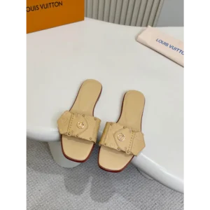 Louis Vuitton  flat shoes