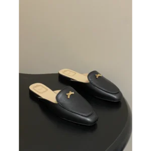 Dior  flat shoes