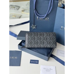 Dior long wallet
