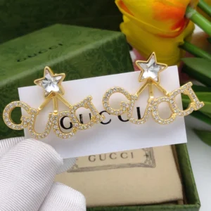 Gucci     Collection ——