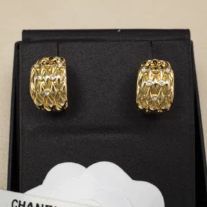 Chanel    Collection ——
