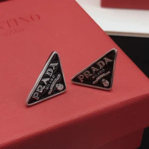 Prada     Collection ——