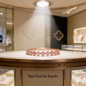Van Cleef & Arpels  Collection ——