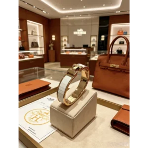 Hermes  Collection ——