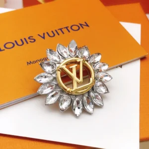 Brooch Collection ——