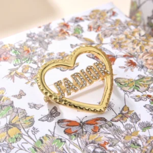 Brooch Collection ——